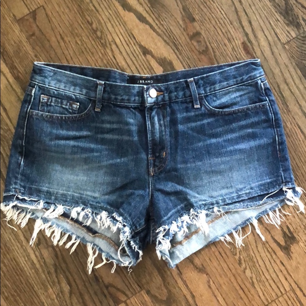 J Brand “Sachi Short” in Granada wash - size 29